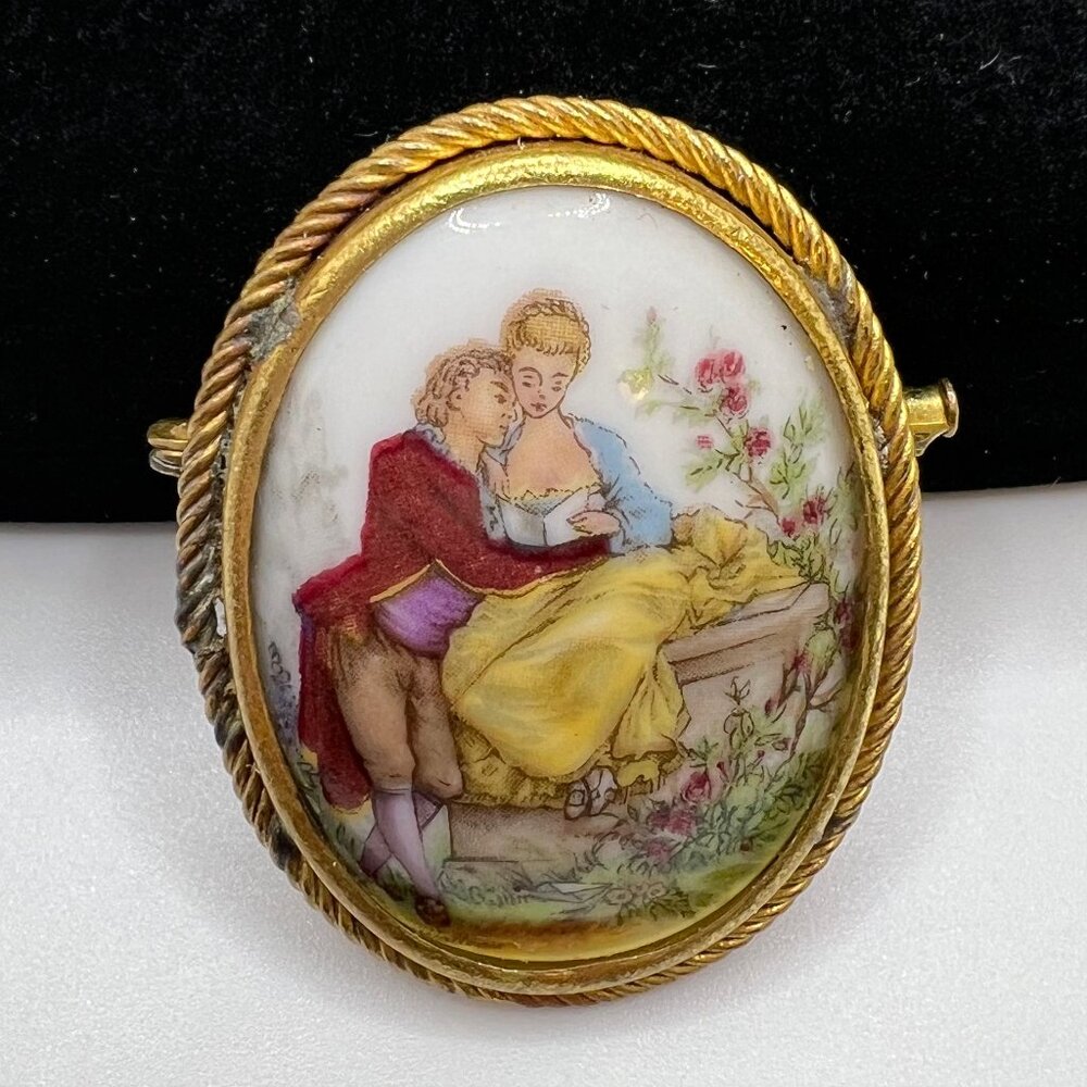Limoges Antique Romantic Couple Brooch